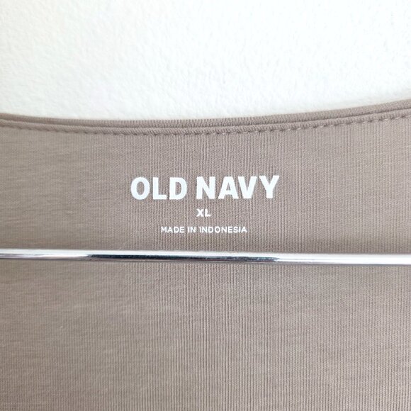 Old Navy Scoop Neck Bodysuit, Taupe Basic Long Sleeve T-Shirt, Casual Capsule - Picture 3 of 7